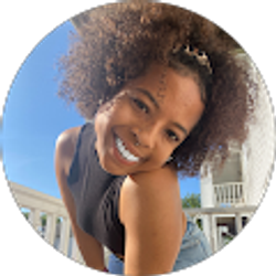 Profile photo of Shayla Scruggs