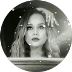 Profile photo of Emilia Contreras