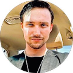 Profile photo of Nick Mackenzie-Low