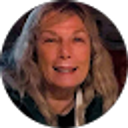 Profile photo of Rhonda Owens