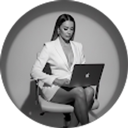 Profile photo of Romina Schajnovetz