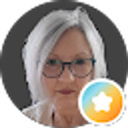 Profile photo of Lisa Karl
