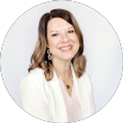 Profile photo of Amy Cates