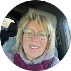 Profile photo of Gaye Ludwig