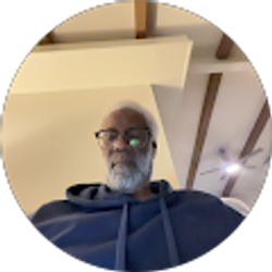 Profile photo of Robert Thompson