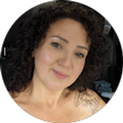 Profile photo of KAROLINA BOSOWSKI, Real Estate Broker