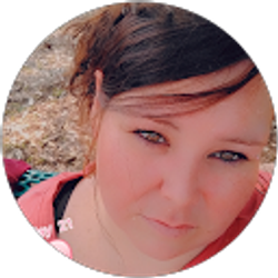 Profile photo of Stephanie Adams