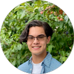 Profile photo of Tom Lewis