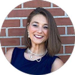 Profile photo of Amanda Oliver