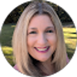 Profile photo of Stacy Thomas