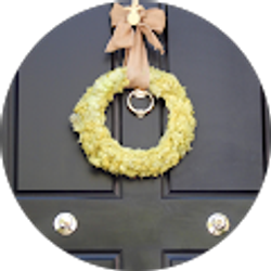 Profile photo of Tracie Hoker