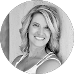 Profile photo of Michelle Oeltjen