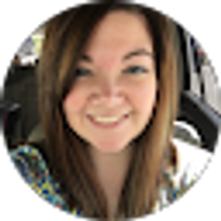 Profile photo of Holly Cantrell