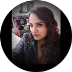 Profile photo of Paloma Zuri