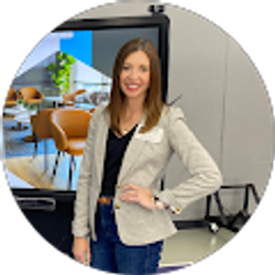 Profile photo of Amanda Schneller