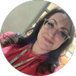 Profile photo of hannah hayes