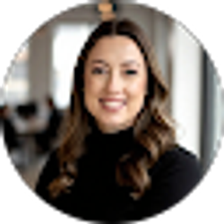 Profile photo of Rebecca Deaver