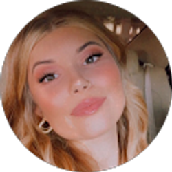 Profile photo of Chloe Wilder