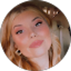 Profile photo of Chloe Wilder