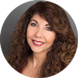 Profile photo of Christine Thomas