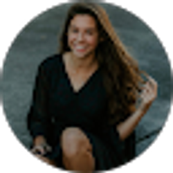 Profile photo of Elleise Davies