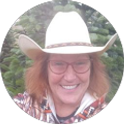 Profile photo of Holly Hickman