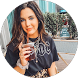 Profile photo of Kelsey Plourde