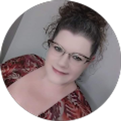 Profile photo of Melissa Mayes