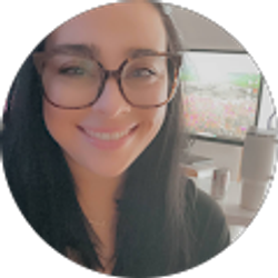 Profile photo of Kayla Thomas