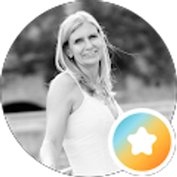 Profile photo of Lisa Hughes