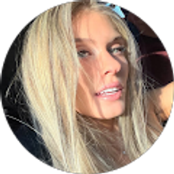 Profile photo of Paige Farley