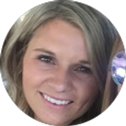 Profile photo of Holly Dahinden