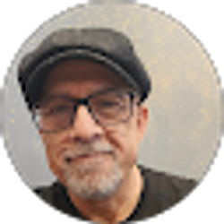 Profile photo of Amir R.