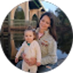 Profile photo of Caroline Snyder