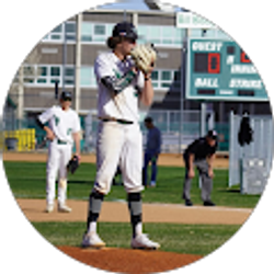 Profile photo of Luke Wiederholt