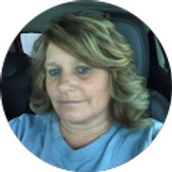 Profile photo of holly cavender