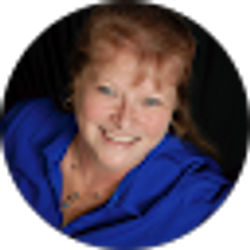 Profile photo of Laura Thacker