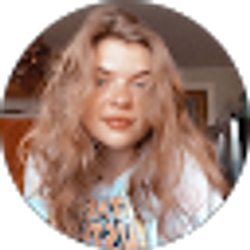 Profile photo of Makayla Weiss