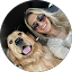 Profile photo of Ashley Robecker