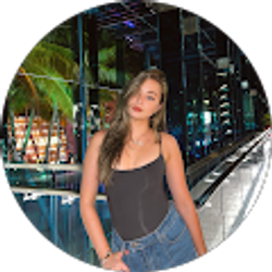 Profile photo of Alexandra Anya