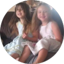 Profile photo of Chloe Carter