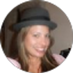 Profile photo of Stephanie Reyes