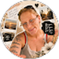 Profile photo of Ashley Hollingsworth