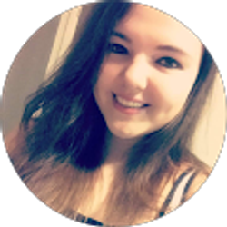 Profile photo of Alexandra Qualls