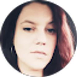 Profile photo of Kelly Sheppard