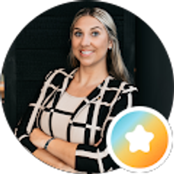 Profile photo of Laura Longoria