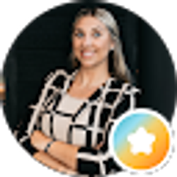 Profile photo of Laura Longoria