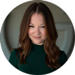 Profile photo of Erica Lynn