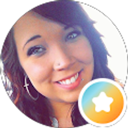 Profile photo of Holly Lorenz