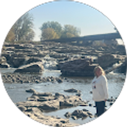 Profile photo of Debbie Pelston